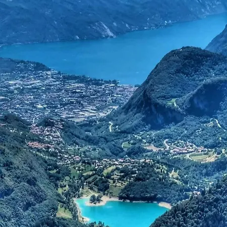 Due Laghi Apartman Tenno
