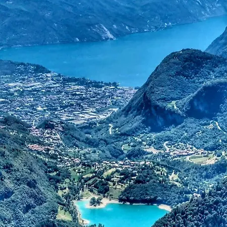 Due Laghi Apartment Tenno